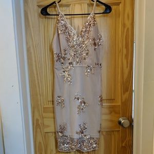 NWOT gold sequined sleeveless party dress